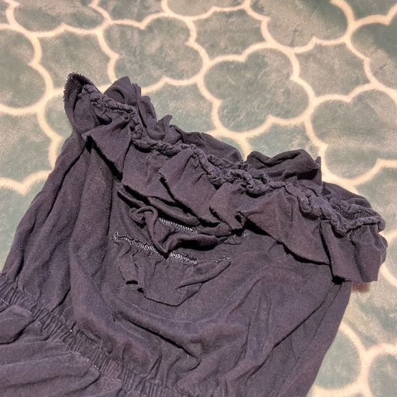 Hollister ruffle top - Picture 3 of 3